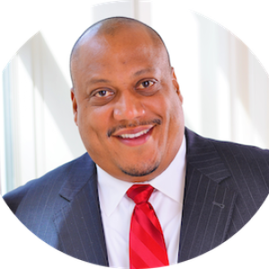 Doug Luff Circle Head Shot